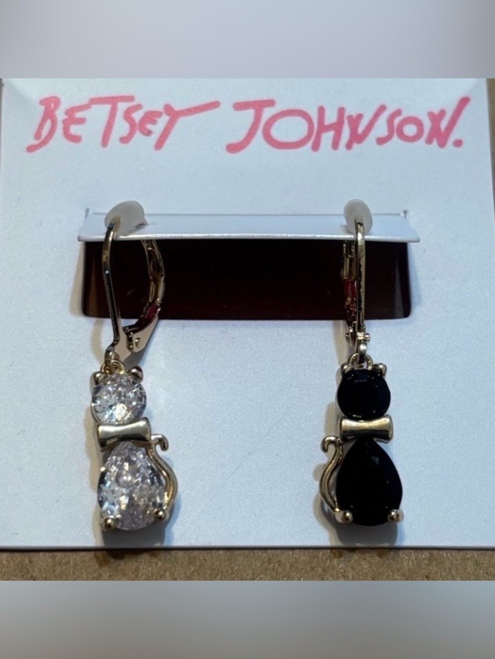BETSEY JOHNSON Mismatched CZ Crystal Cat Kitten with Bow Ties Earrings NEW NWT